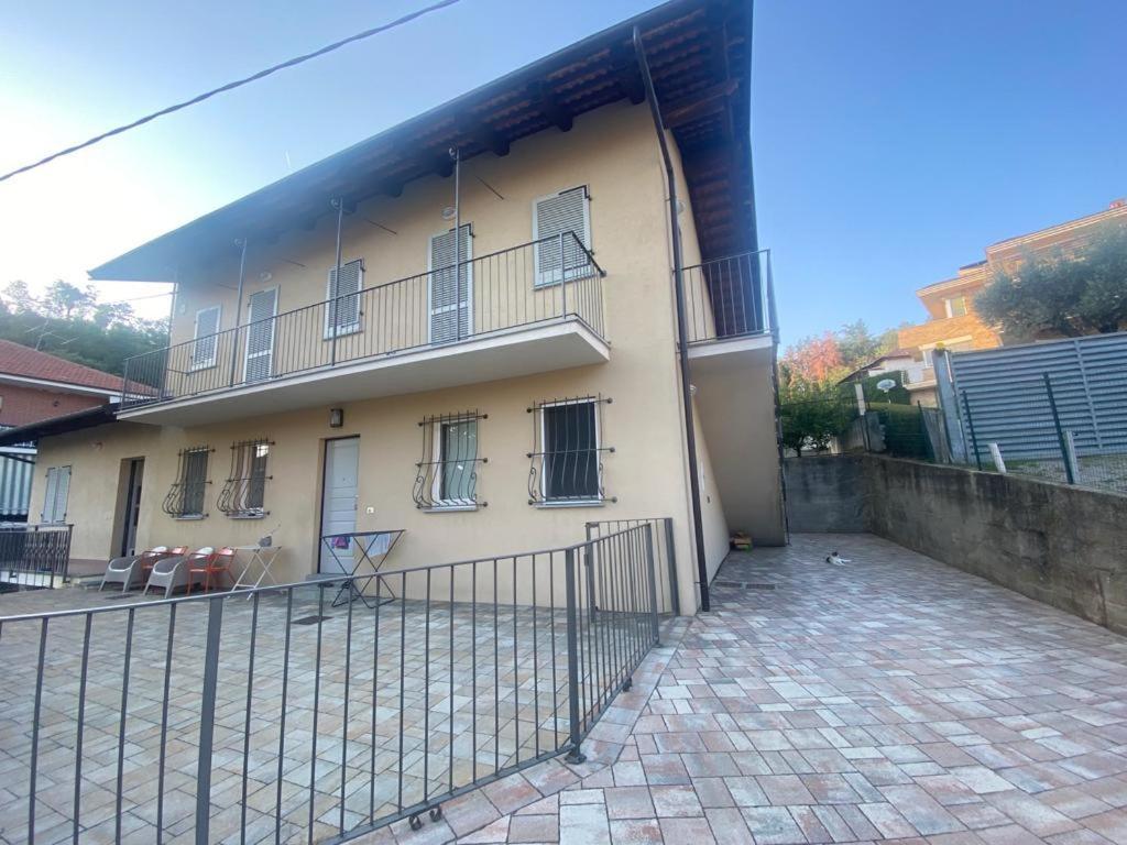 Apartamento Casa Di Fiocco Bra Exterior foto
